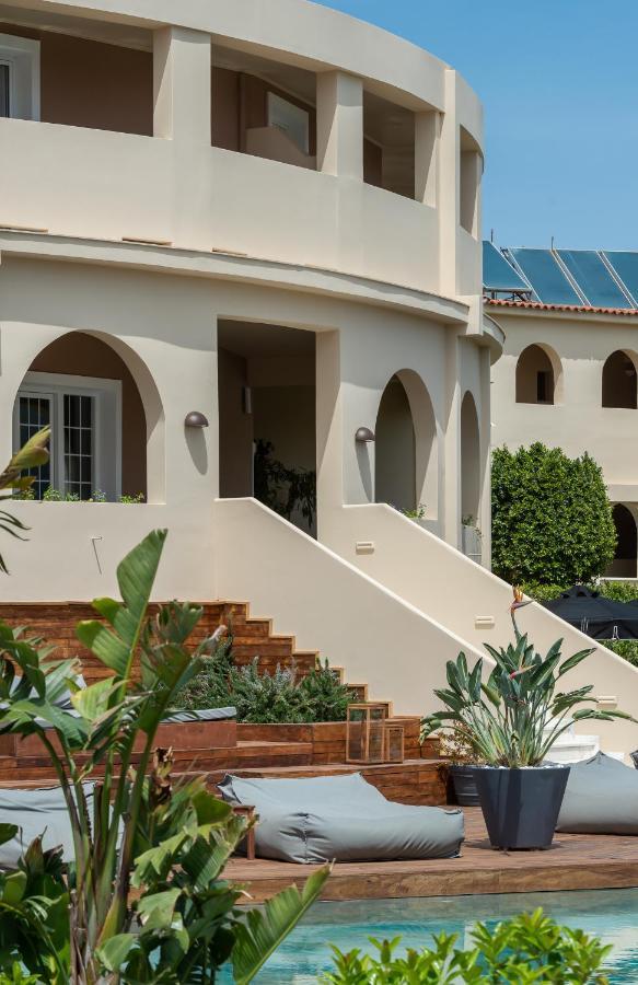 Bitzaro Palace Hotel Kalamákion 외부 사진
