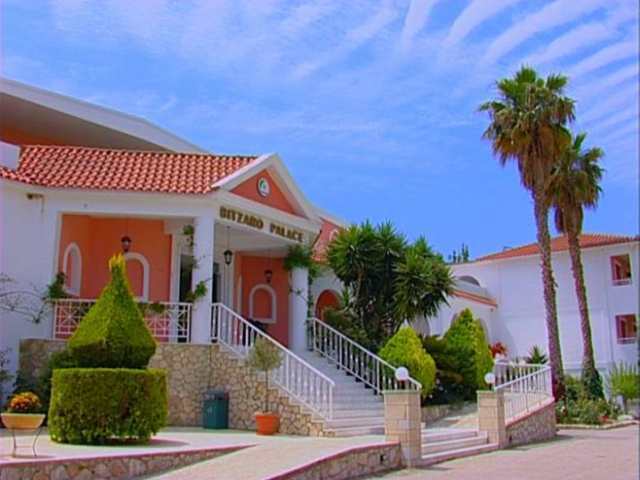 Bitzaro Palace Hotel Kalamákion 외부 사진